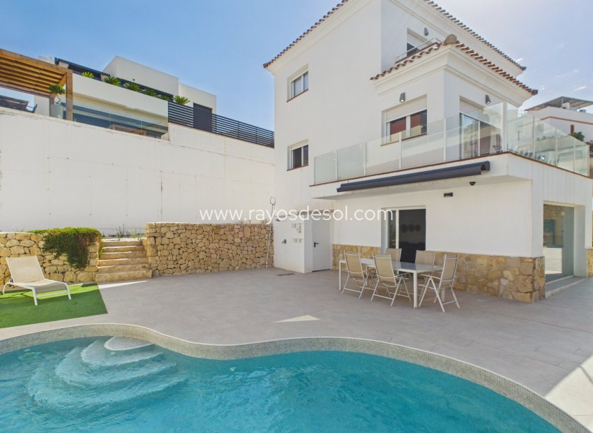 Resale - Villa - Finestrat