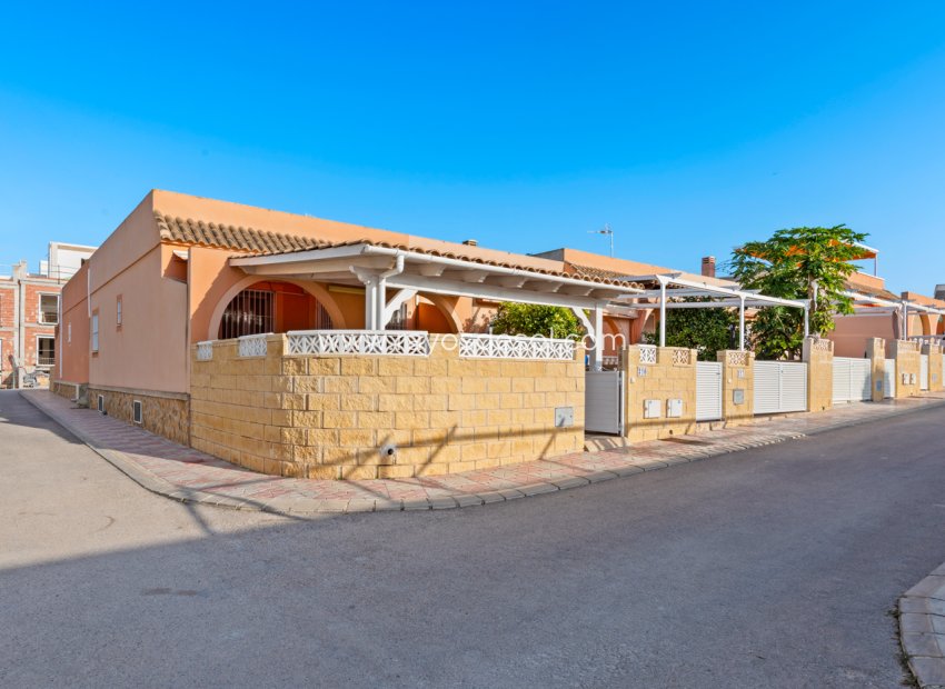 Resale - Villa - Gran Alacant