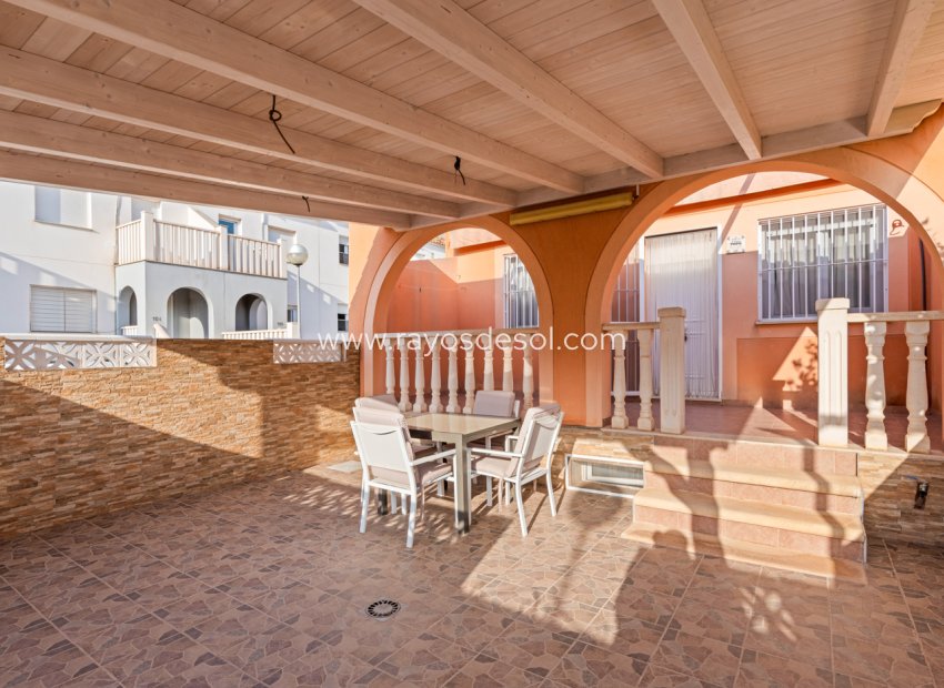 Resale - Villa - Gran Alacant