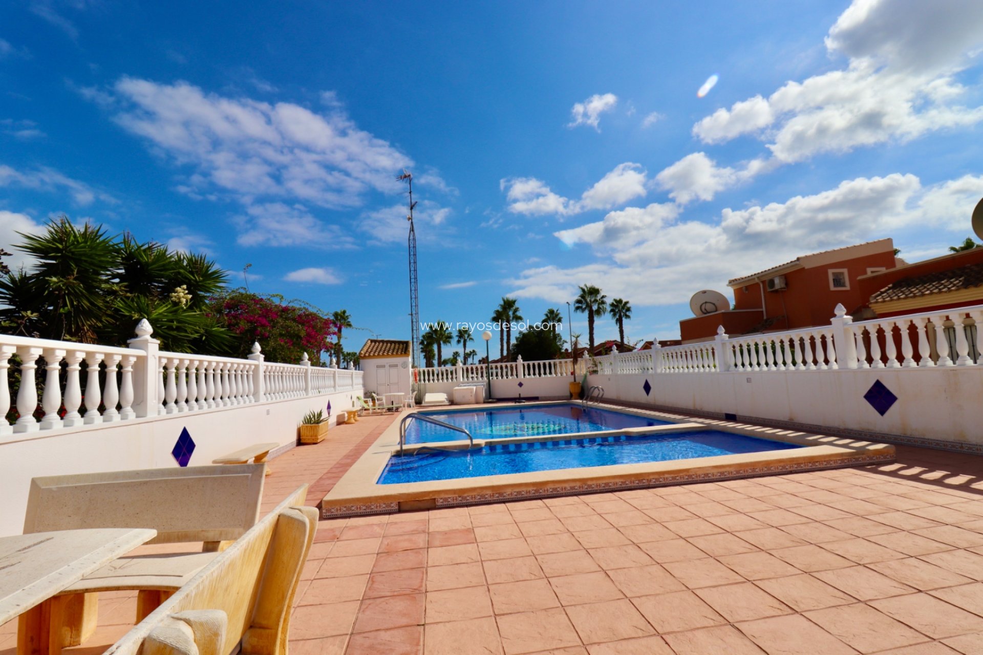 Resale - Villa - Guardamar del Segura - El Raso