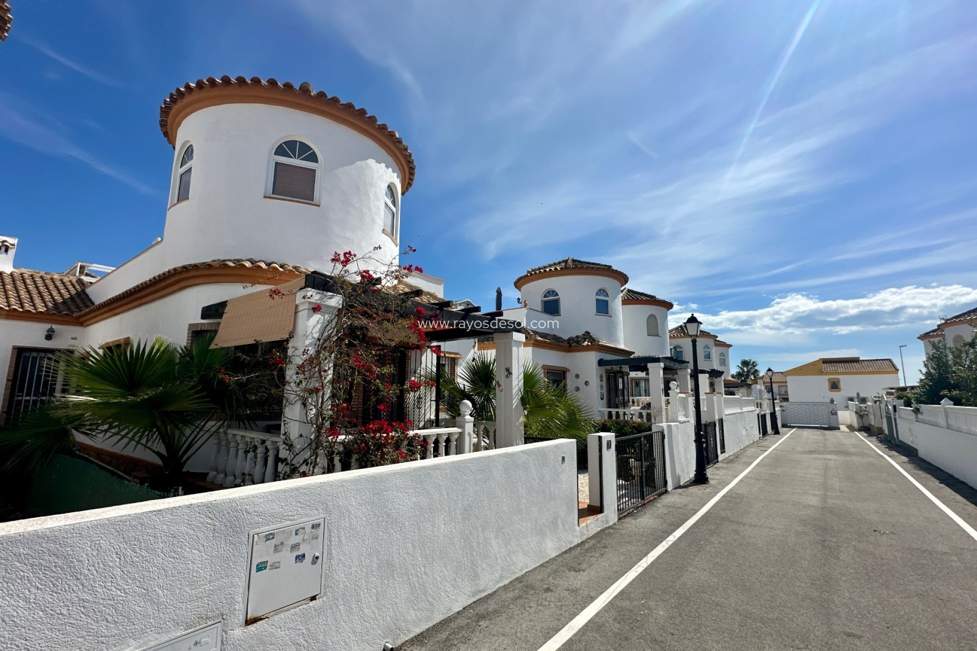 Resale - Villa - Guardamar del Segura - El Raso