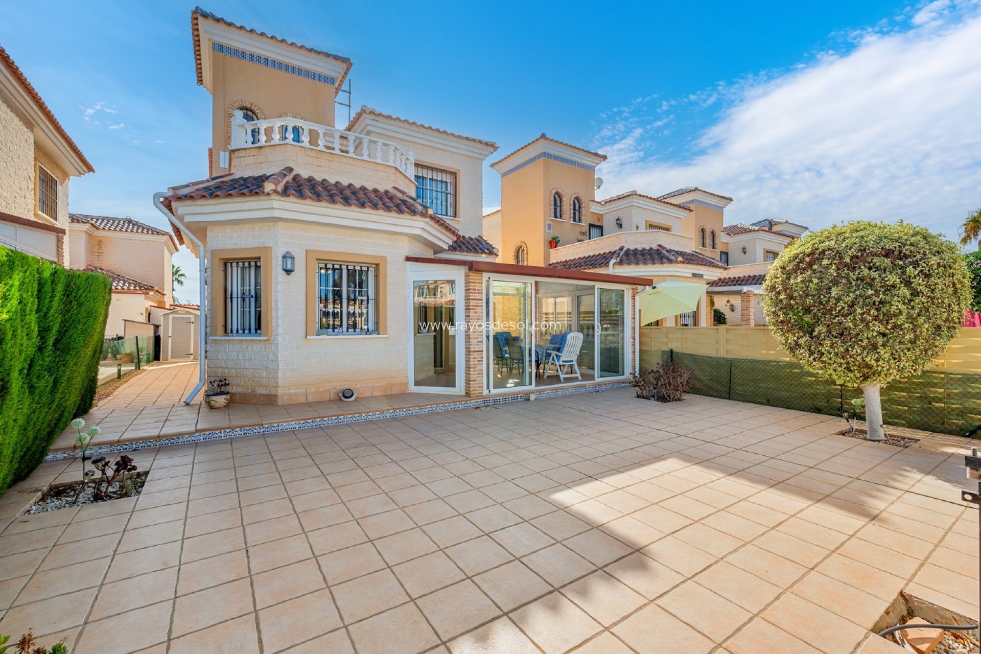 Resale - Villa - Guardamar del Segura - Guardamar Del Segura