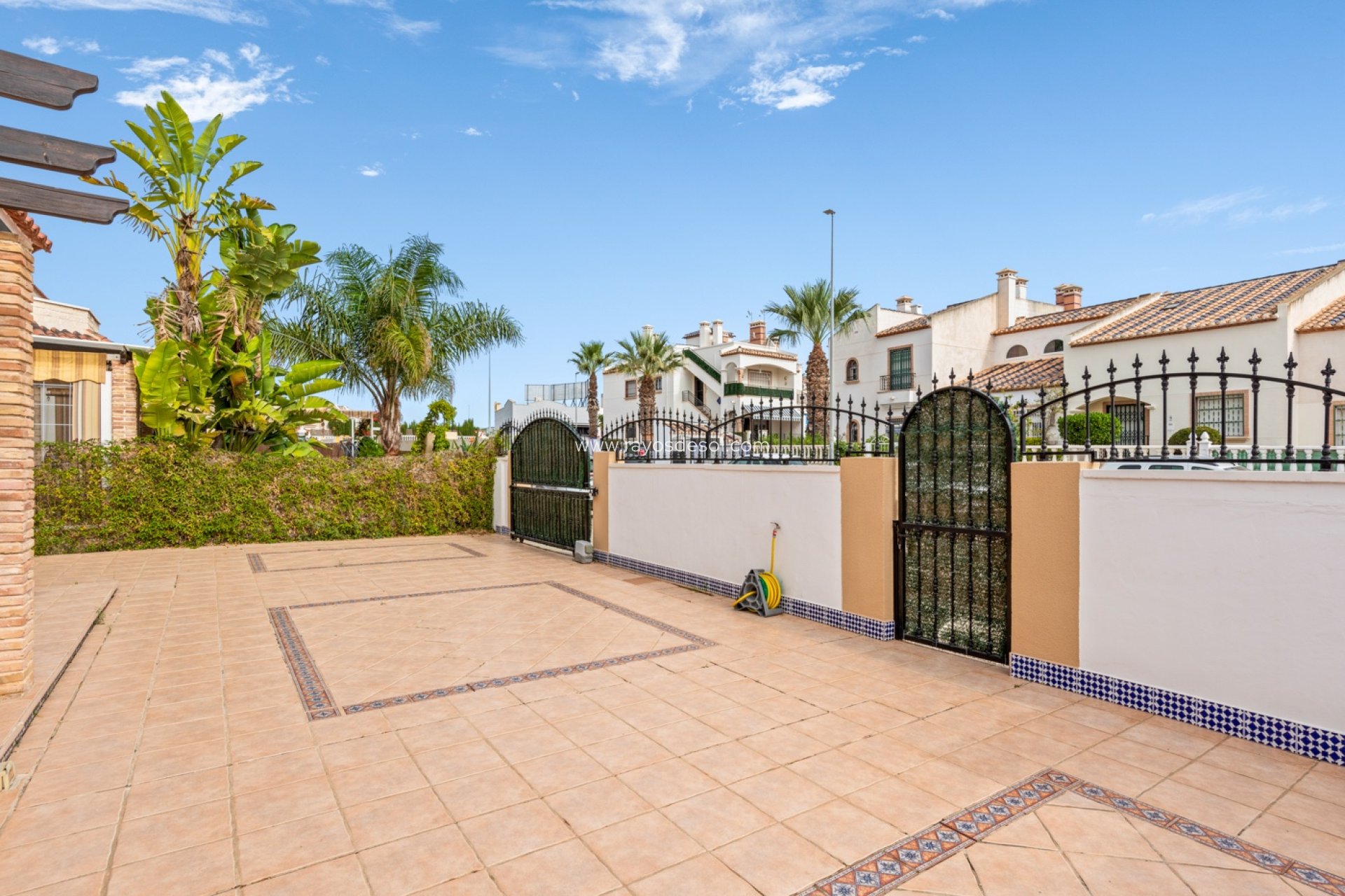 Resale - Villa - Guardamar del Segura - Guardamar Del Segura