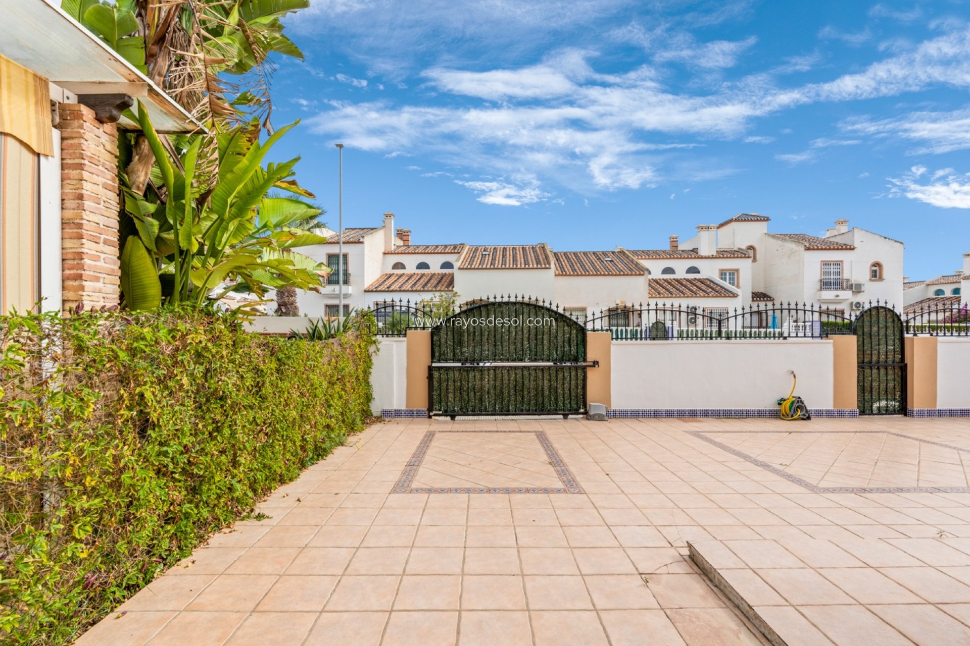 Resale - Villa - Guardamar del Segura - Guardamar Del Segura