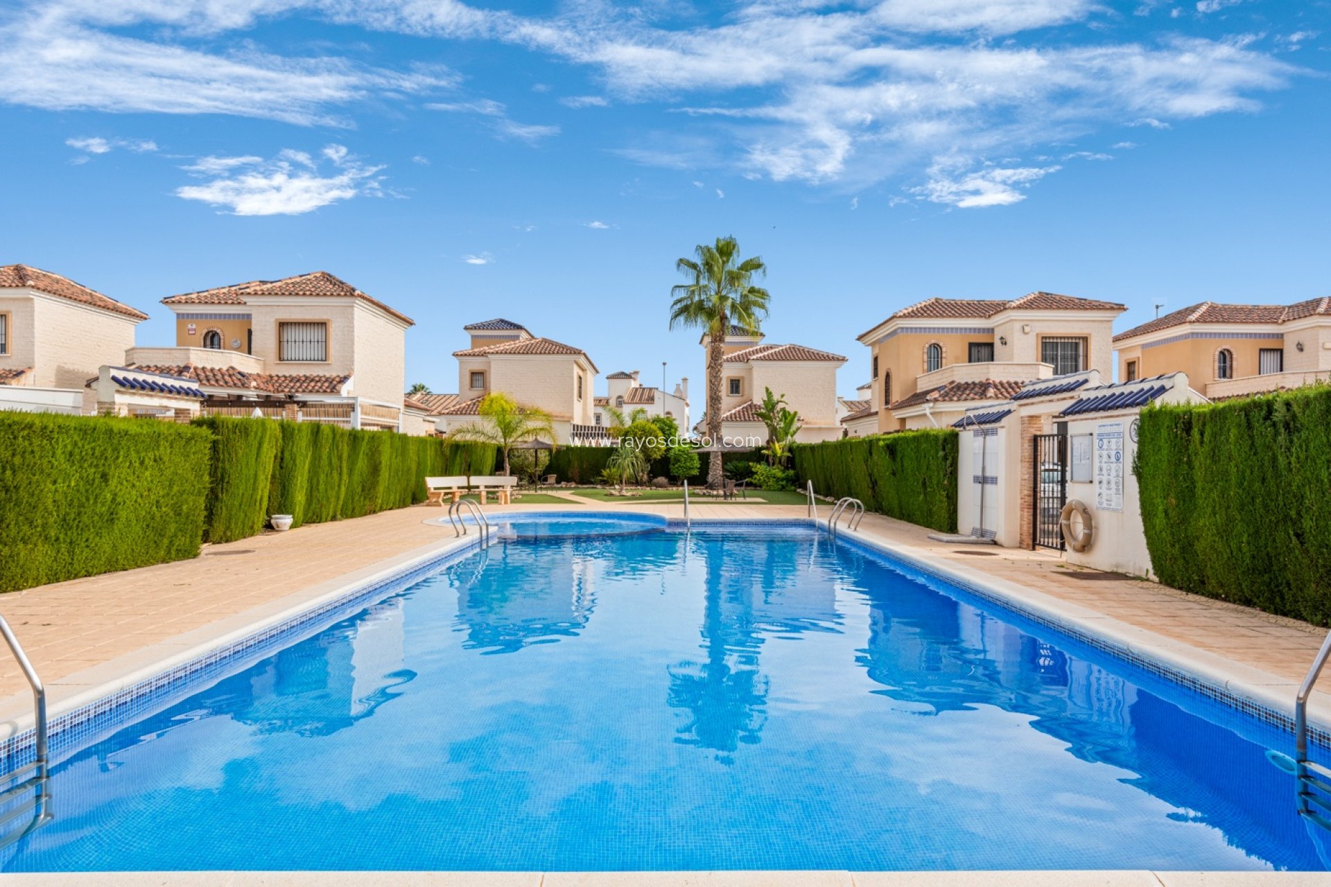 Resale - Villa - Guardamar del Segura - Guardamar Del Segura