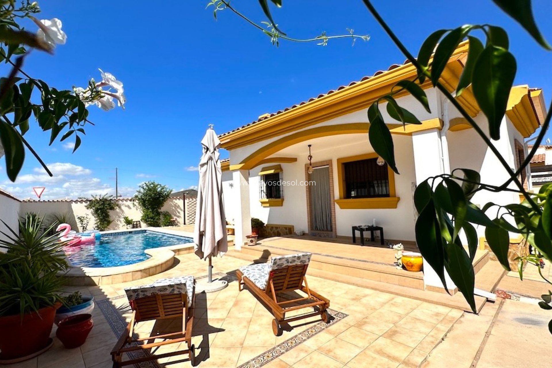 Resale - Villa - Hondón de las Nieves - La Montañosa
