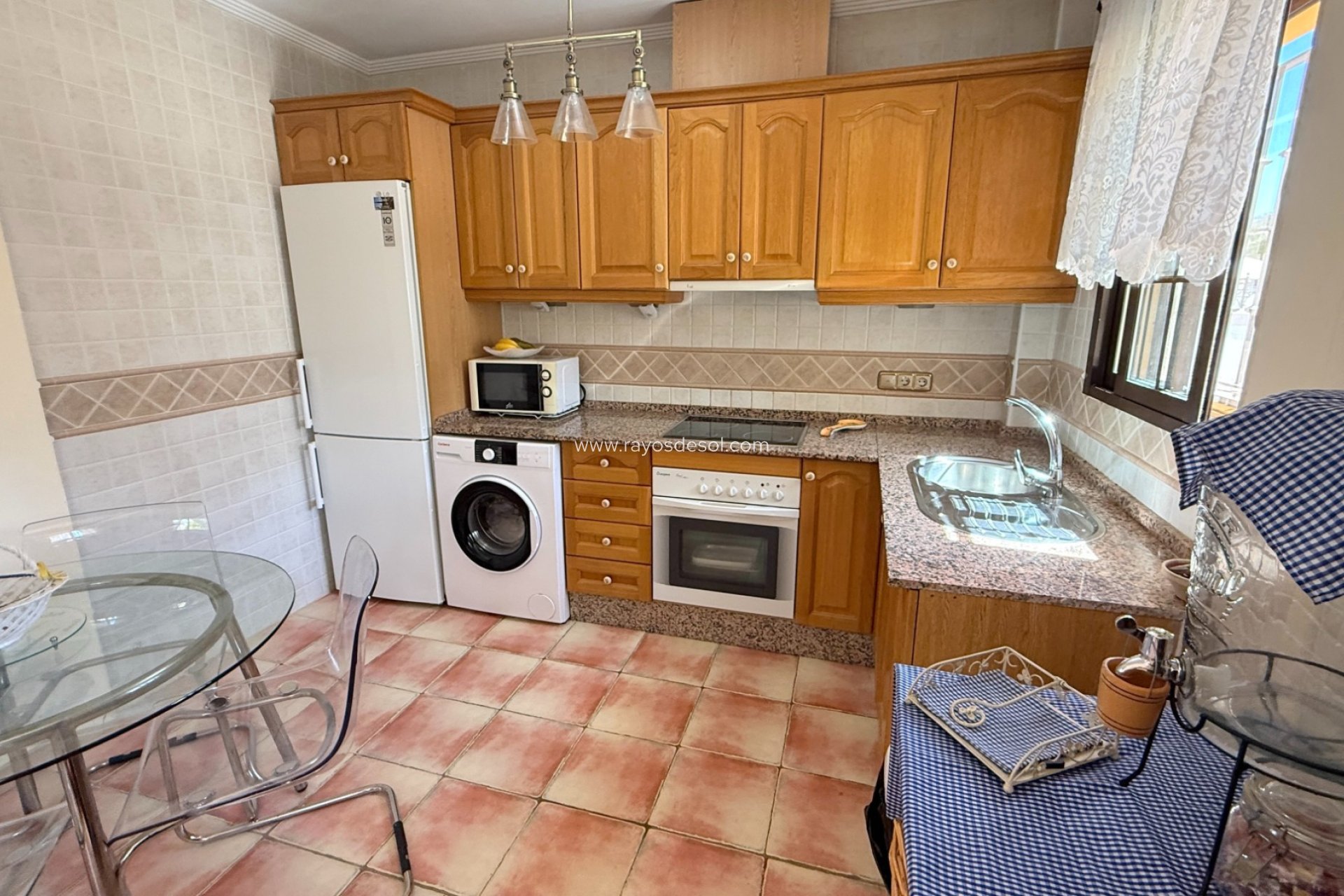 Resale - Villa - Hondón de las Nieves