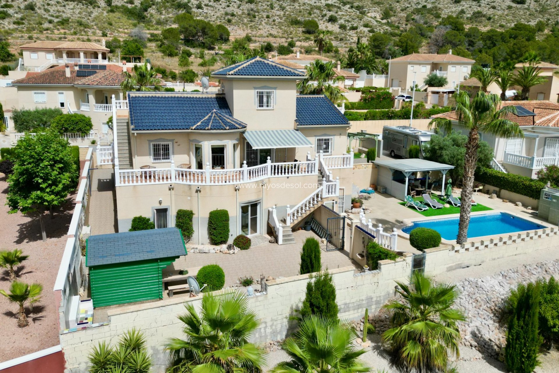Resale - Villa - Hondón de las Nieves