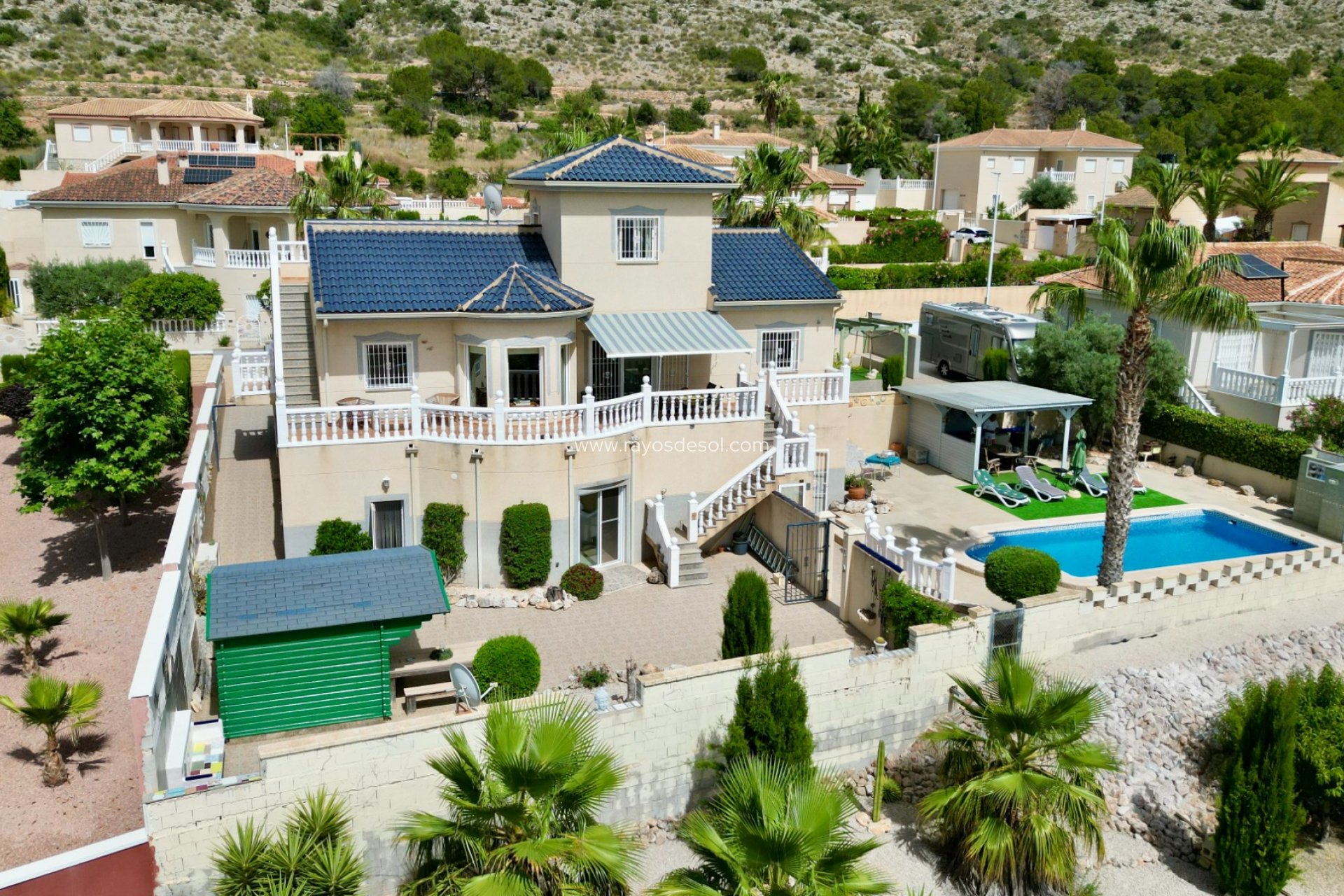 Resale - Villa - Hondón de las Nieves