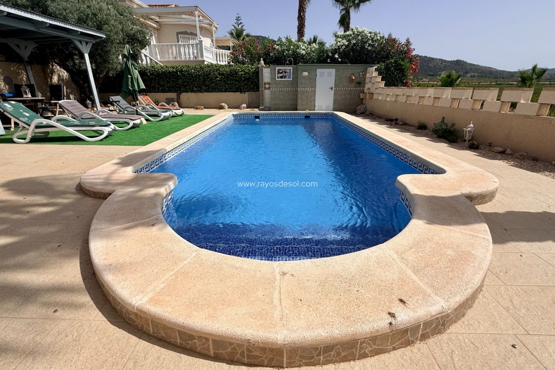 Resale - Villa - Hondón de las Nieves