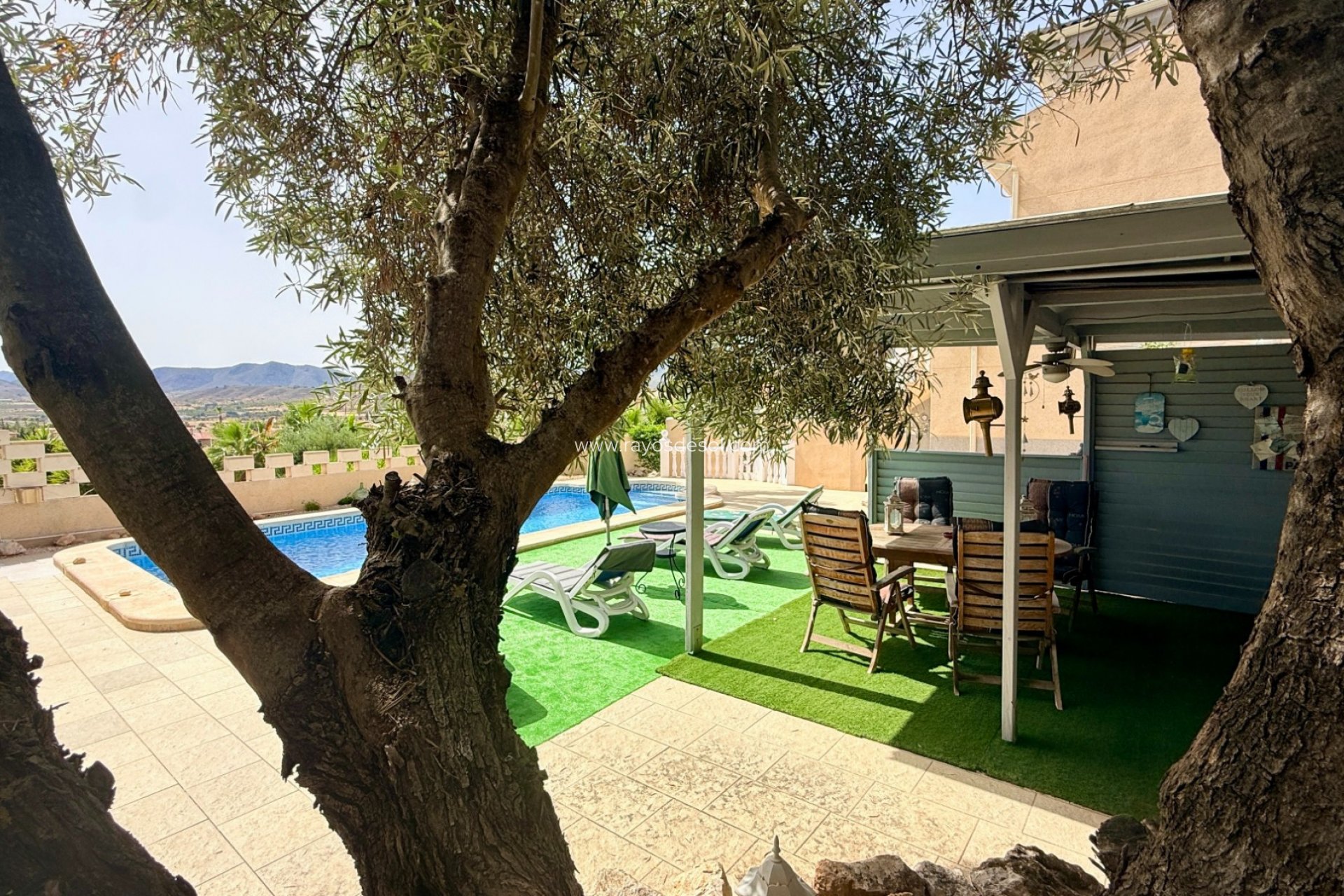Resale - Villa - Hondón de las Nieves