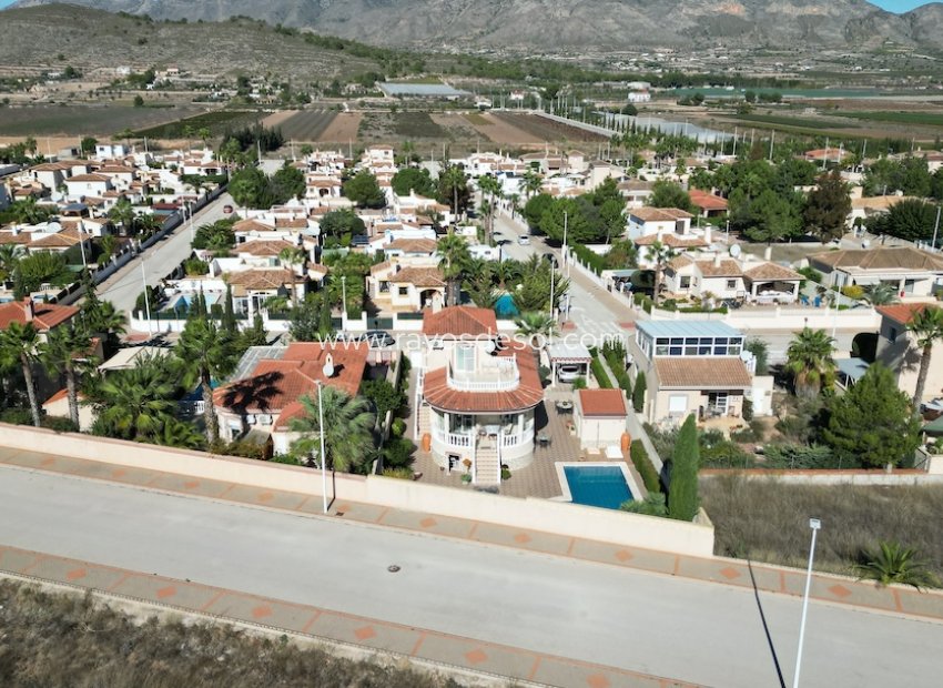 Resale - Villa - Hondón de las Nieves