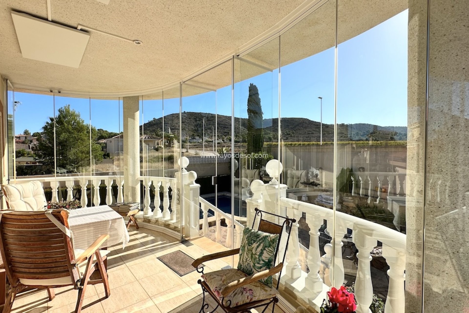 Resale - Villa - Hondón de las Nieves