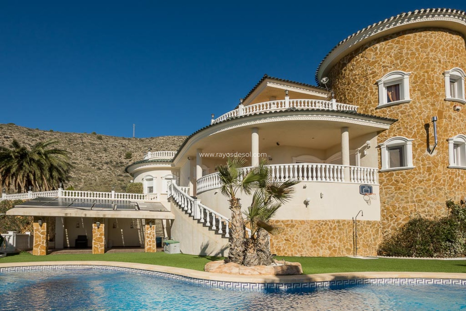 Resale - Villa - Hondón de las Nieves