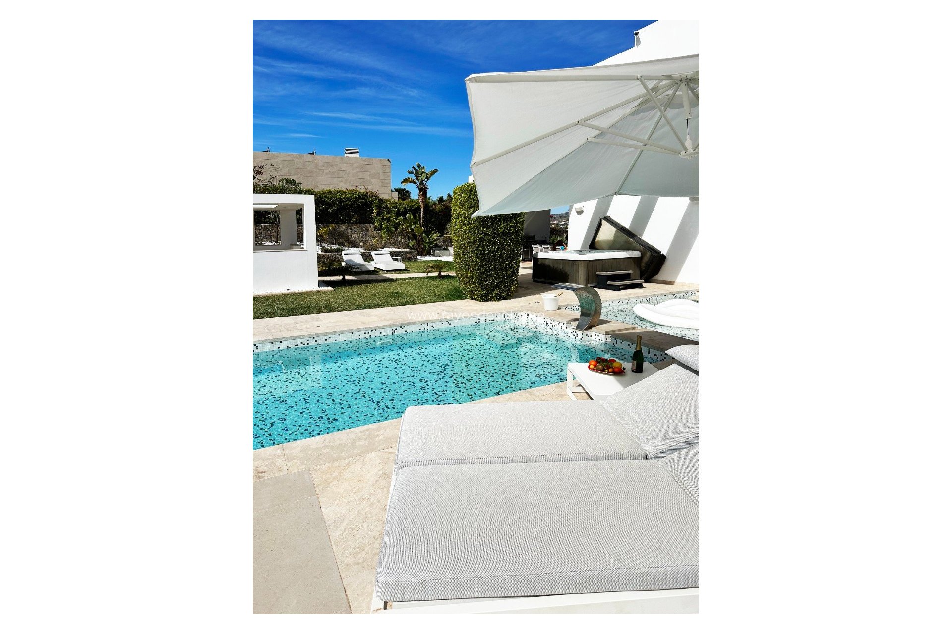 Resale - Villa - Jávea - Cansalades