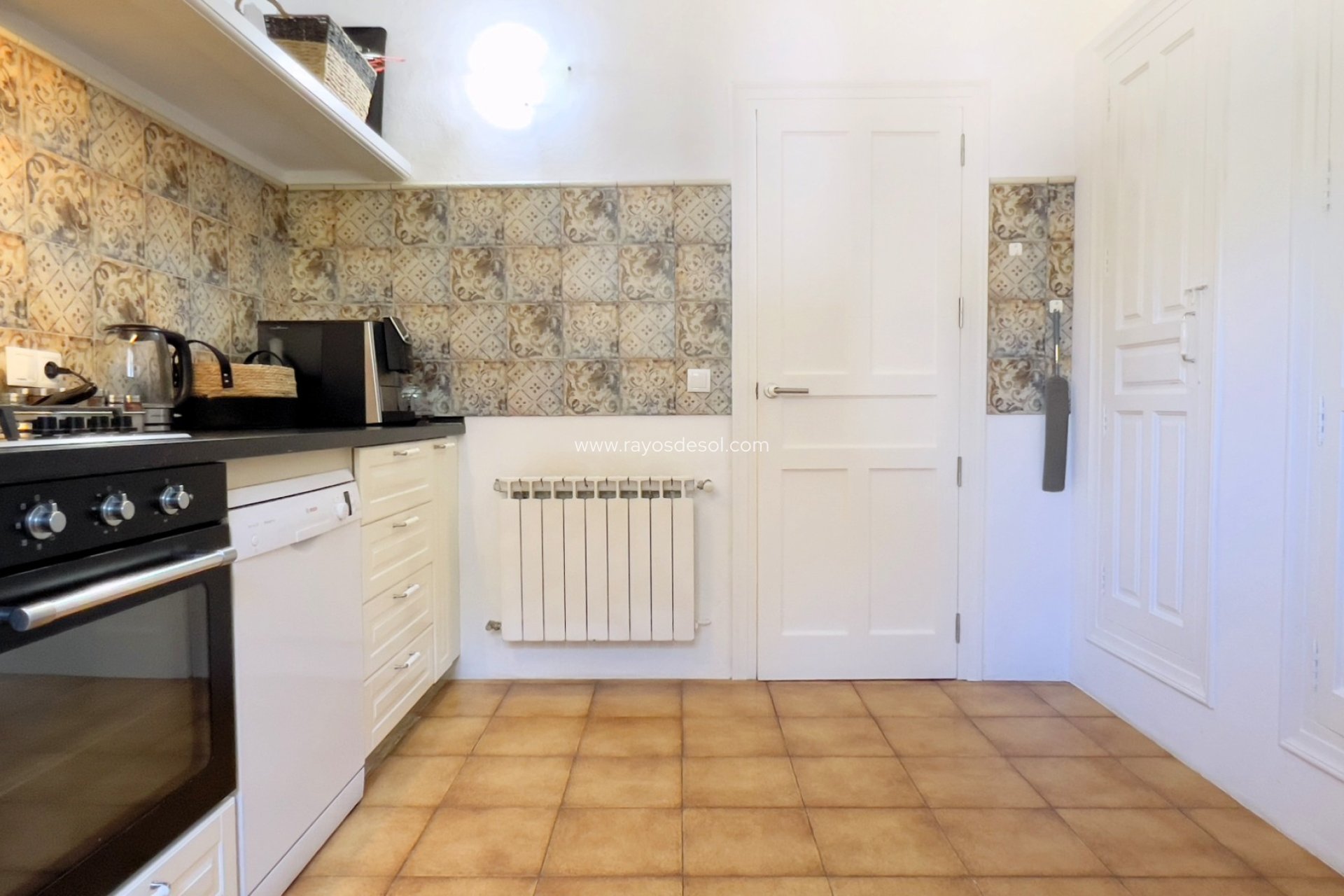 Resale - Villa - Jávea - La Lluca