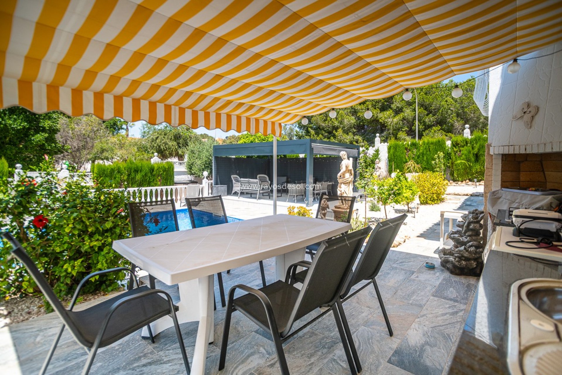 Resale - Villa - La Marina - LA MARINA