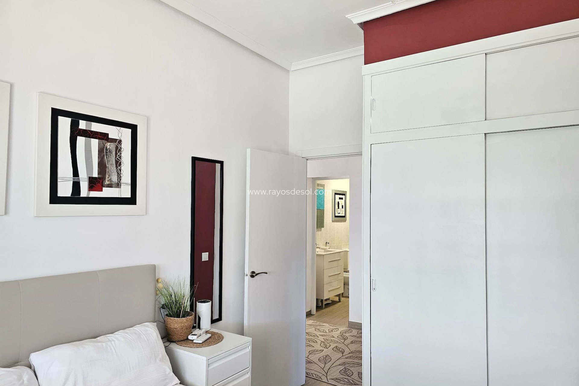 Resale - Villa - La Marina