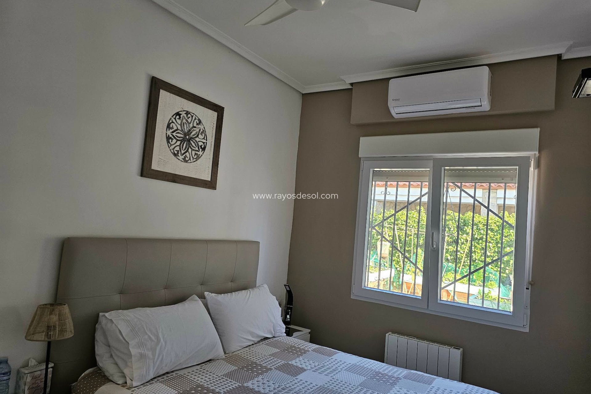 Resale - Villa - La Marina