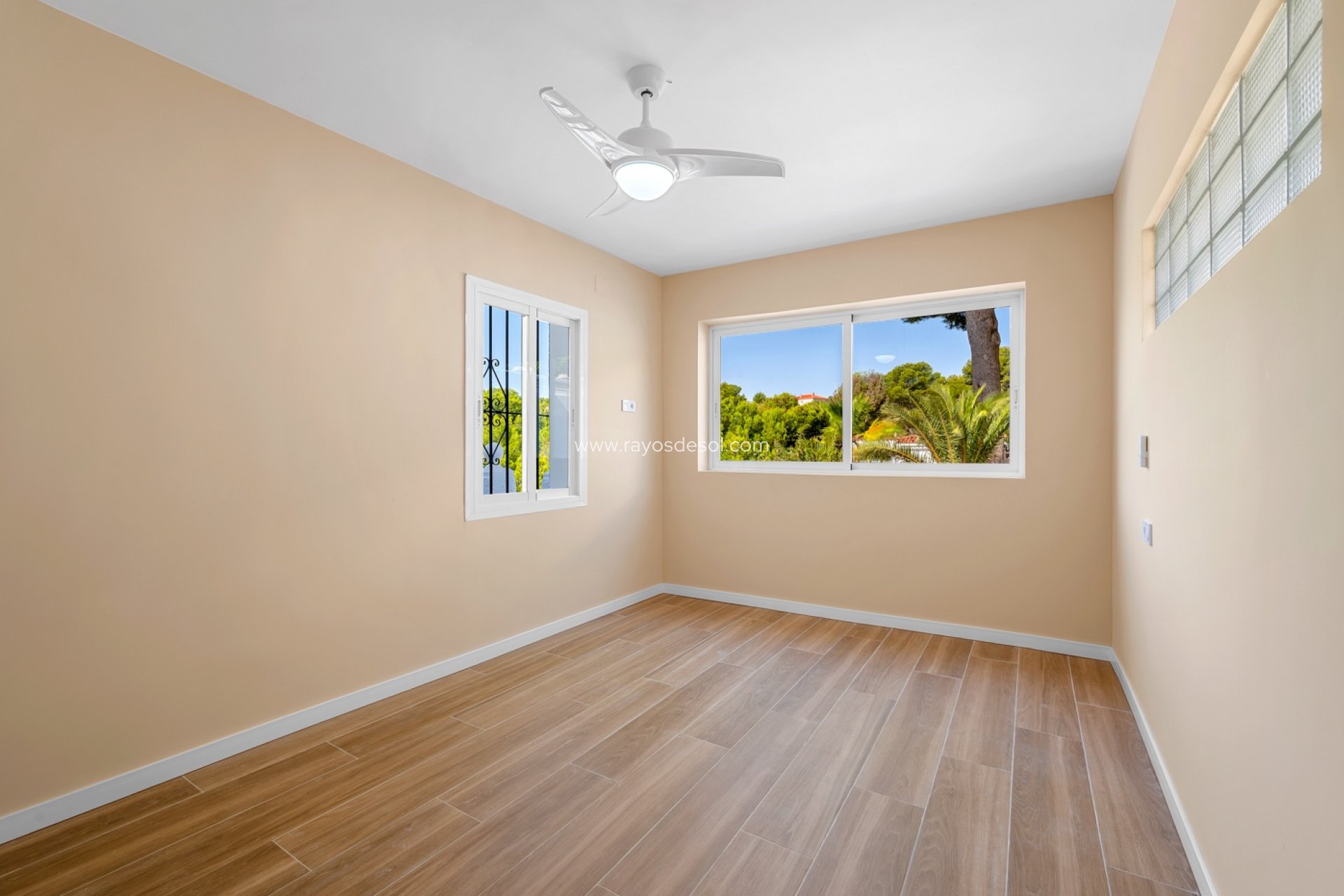 Resale - Villa - La Nucía