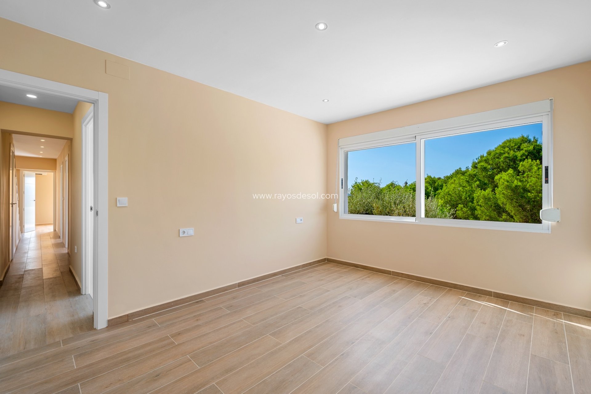 Resale - Villa - La Nucía