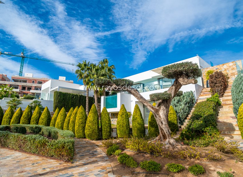 Resale - Villa - Las Colinas Golf Resort - Las Colinas Golf