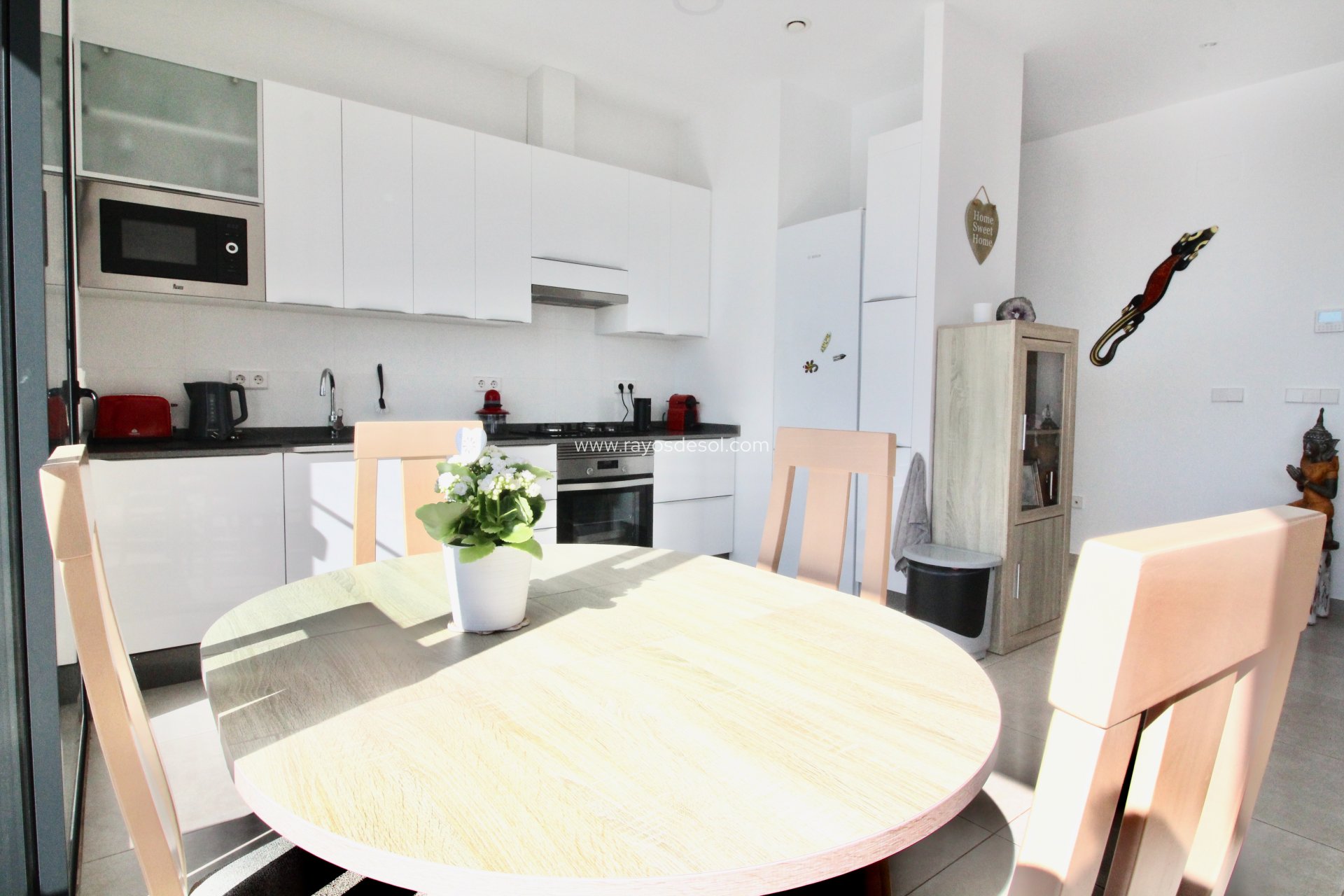 Resale - Villa - Los Alcazares