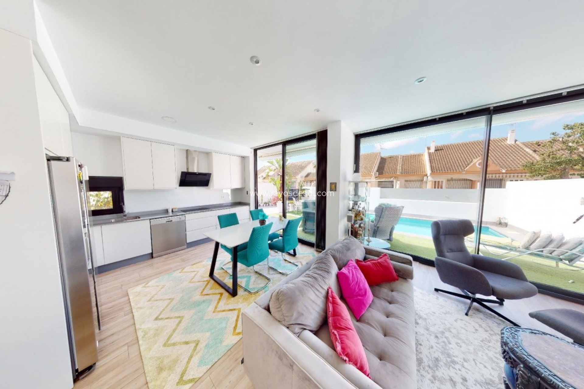 Resale - Villa - Los Alcazares