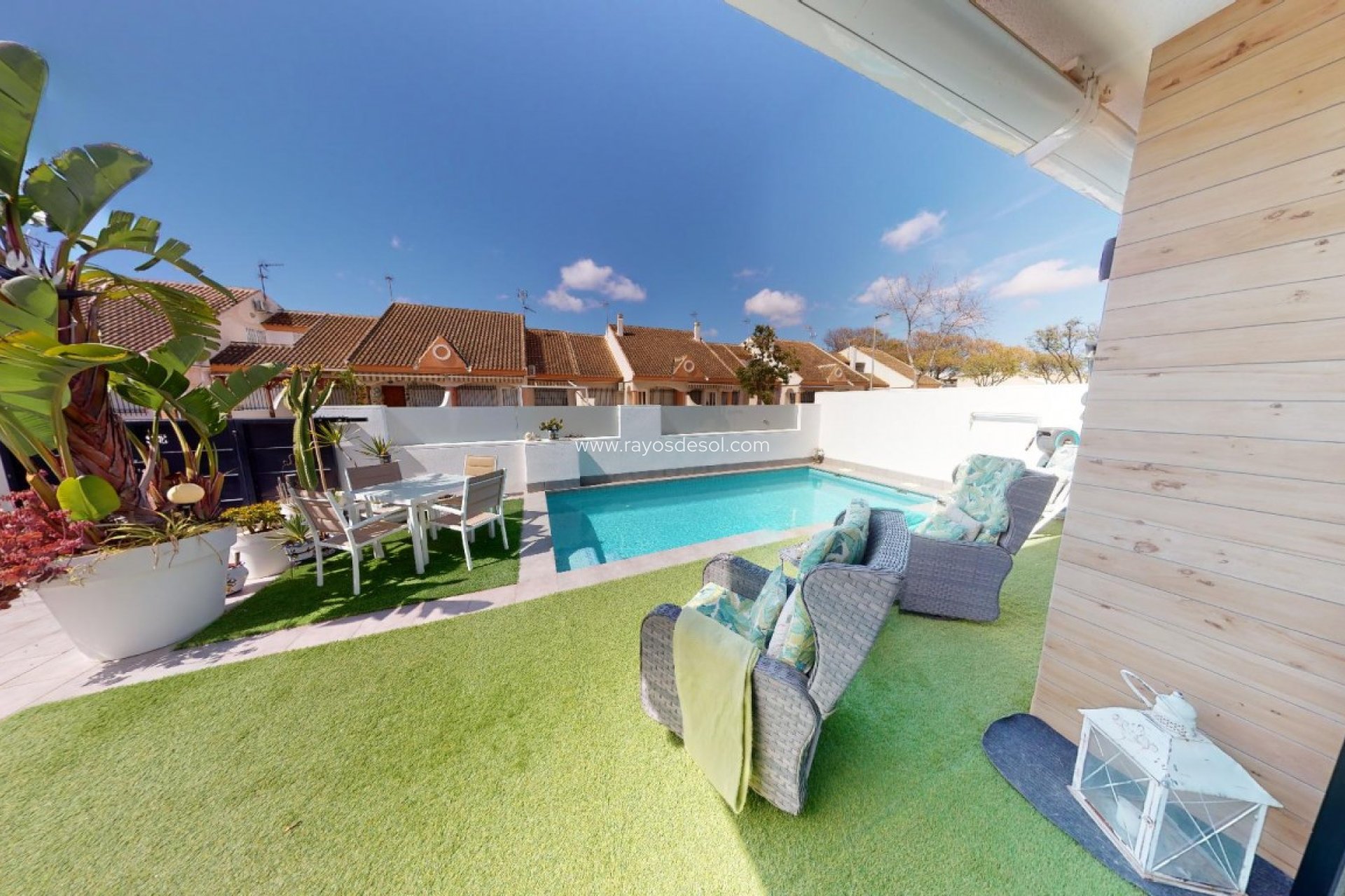 Resale - Villa - Los Alcazares