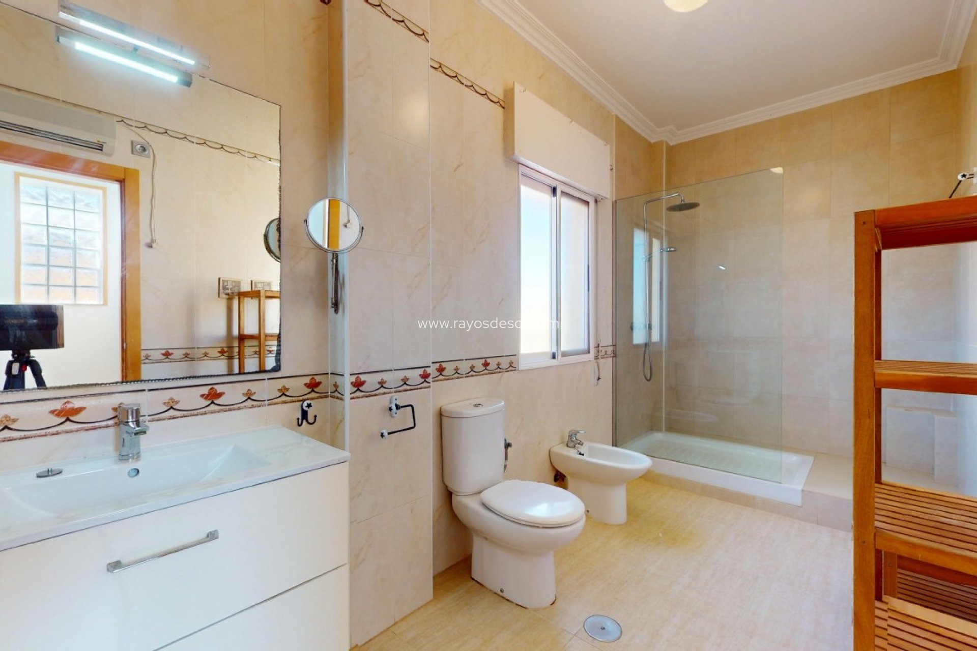 Resale - Villa - Los Alcazares