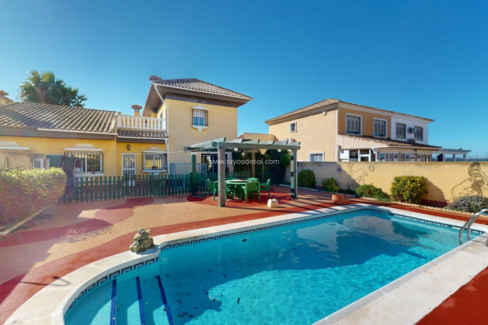 Resale - Villa - Los Alcazares