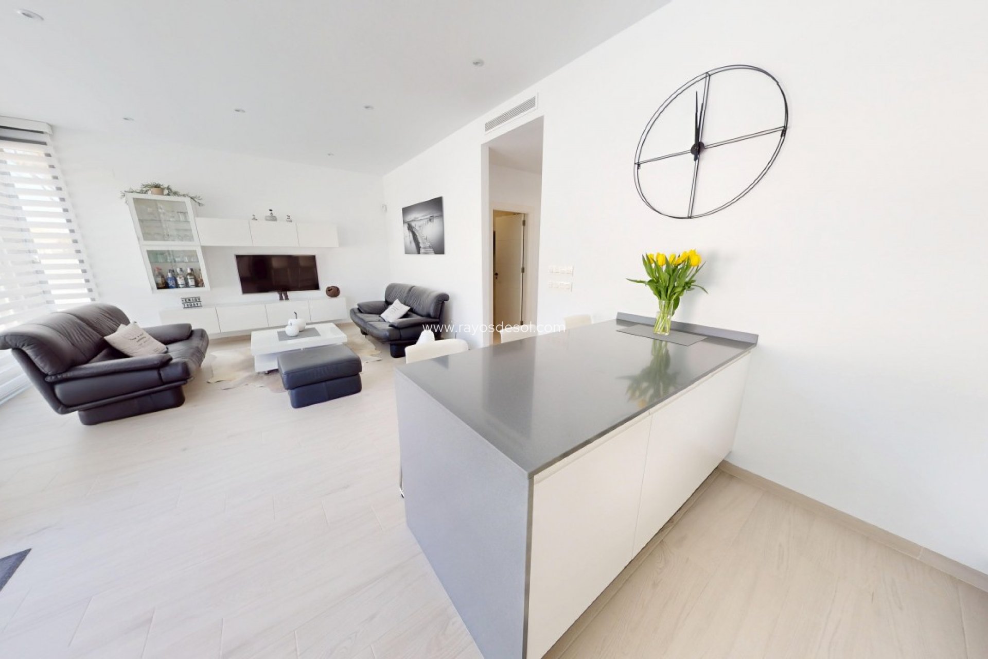 Resale - Villa - Los Alcazares