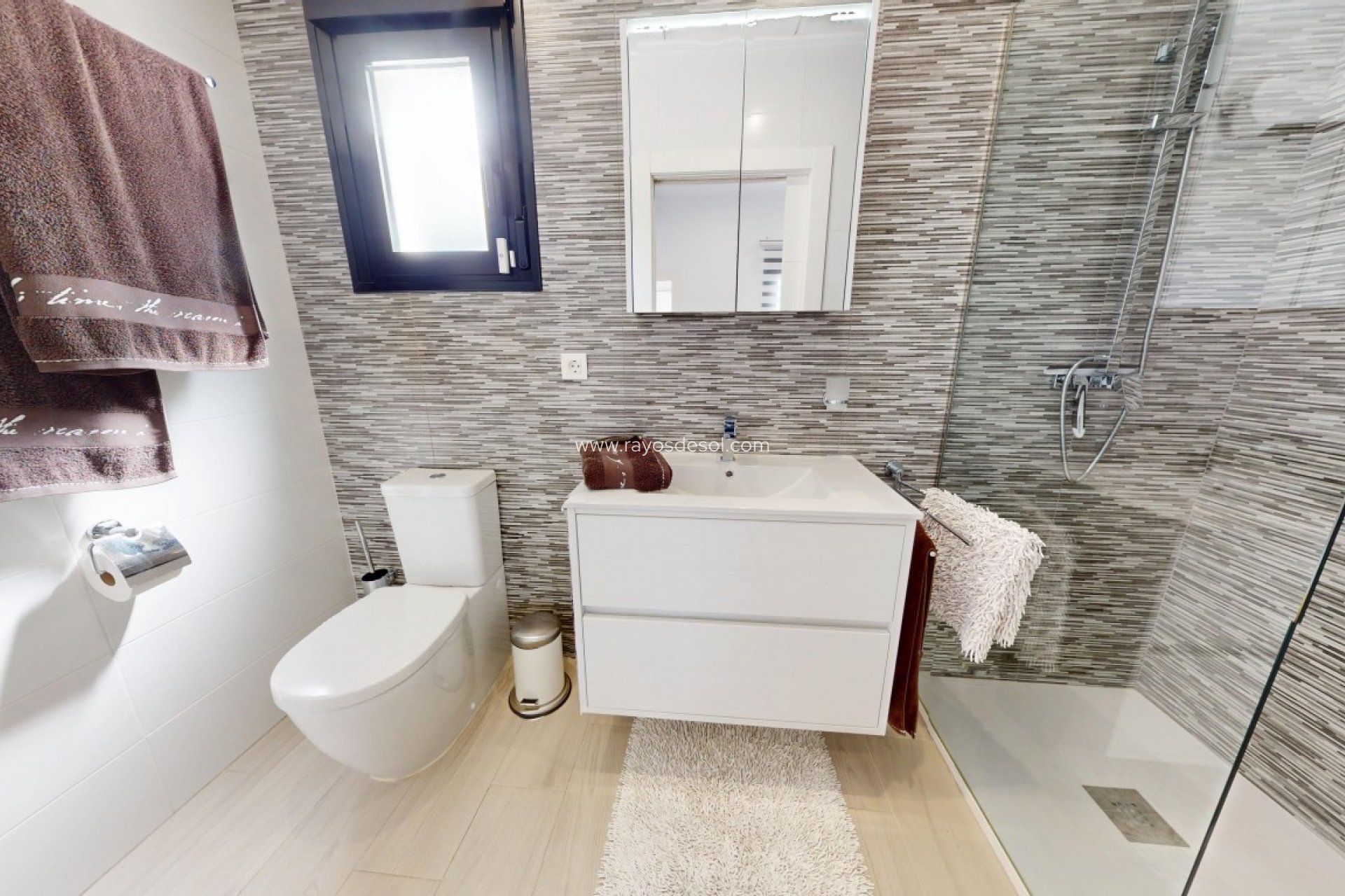 Resale - Villa - Los Alcazares