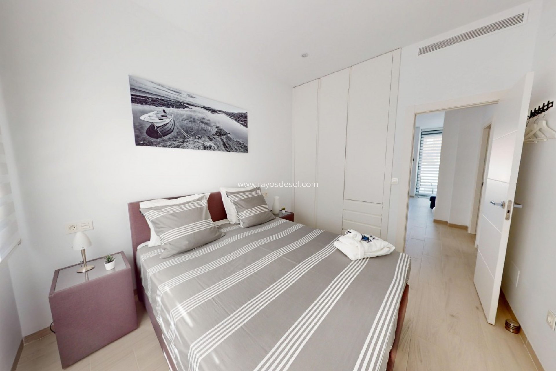 Resale - Villa - Los Alcazares