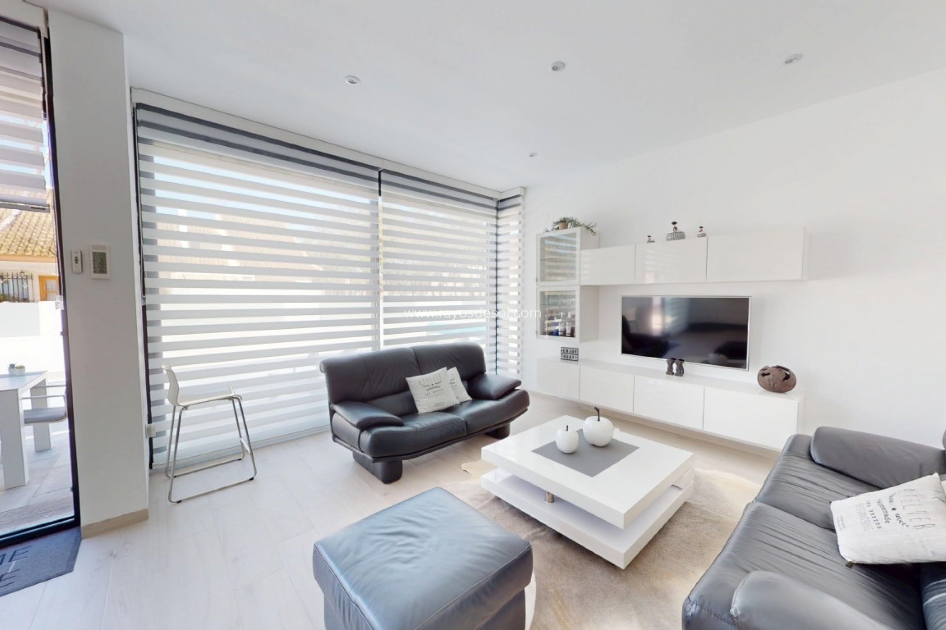 Resale - Villa - Los Alcazares