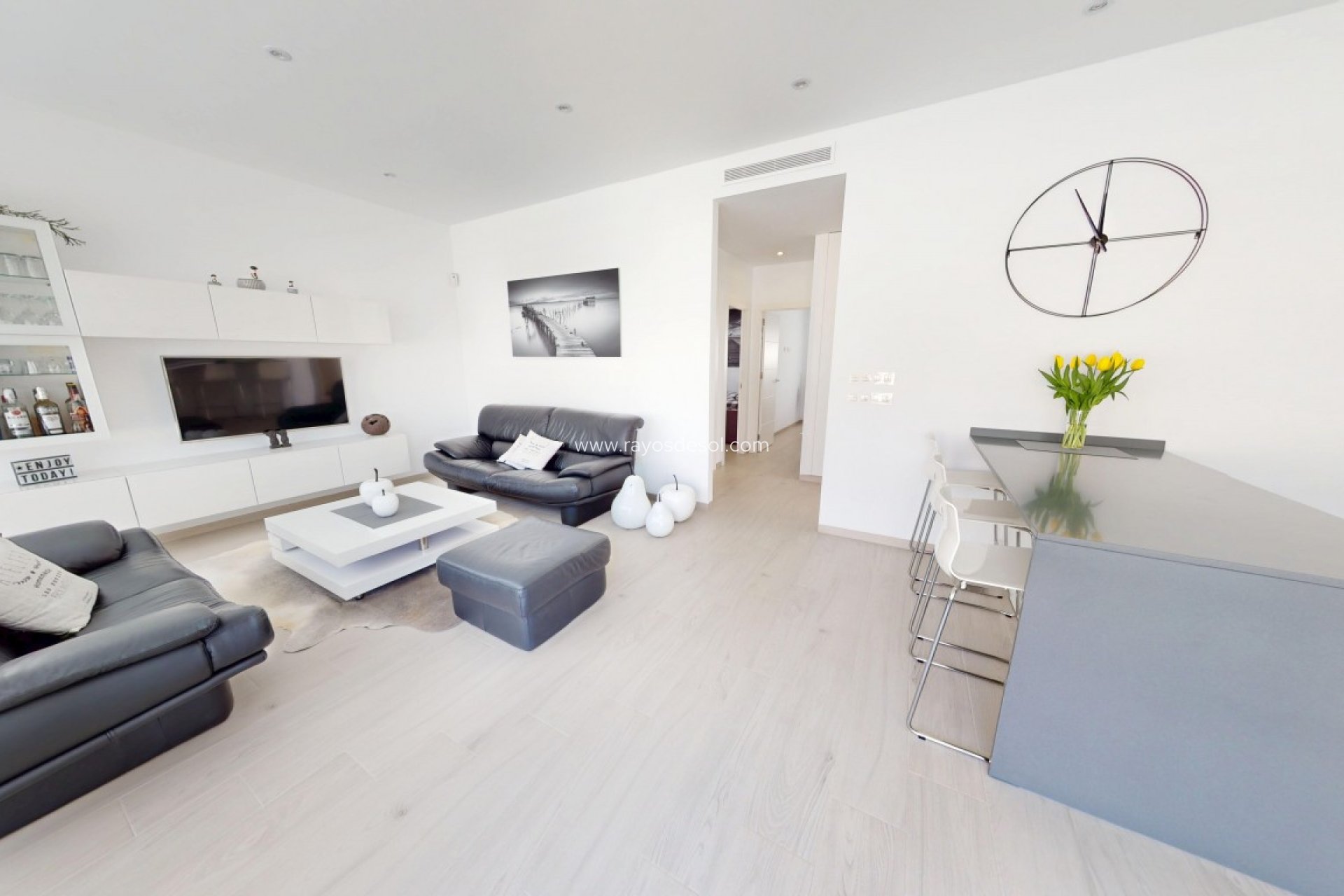 Resale - Villa - Los Alcazares