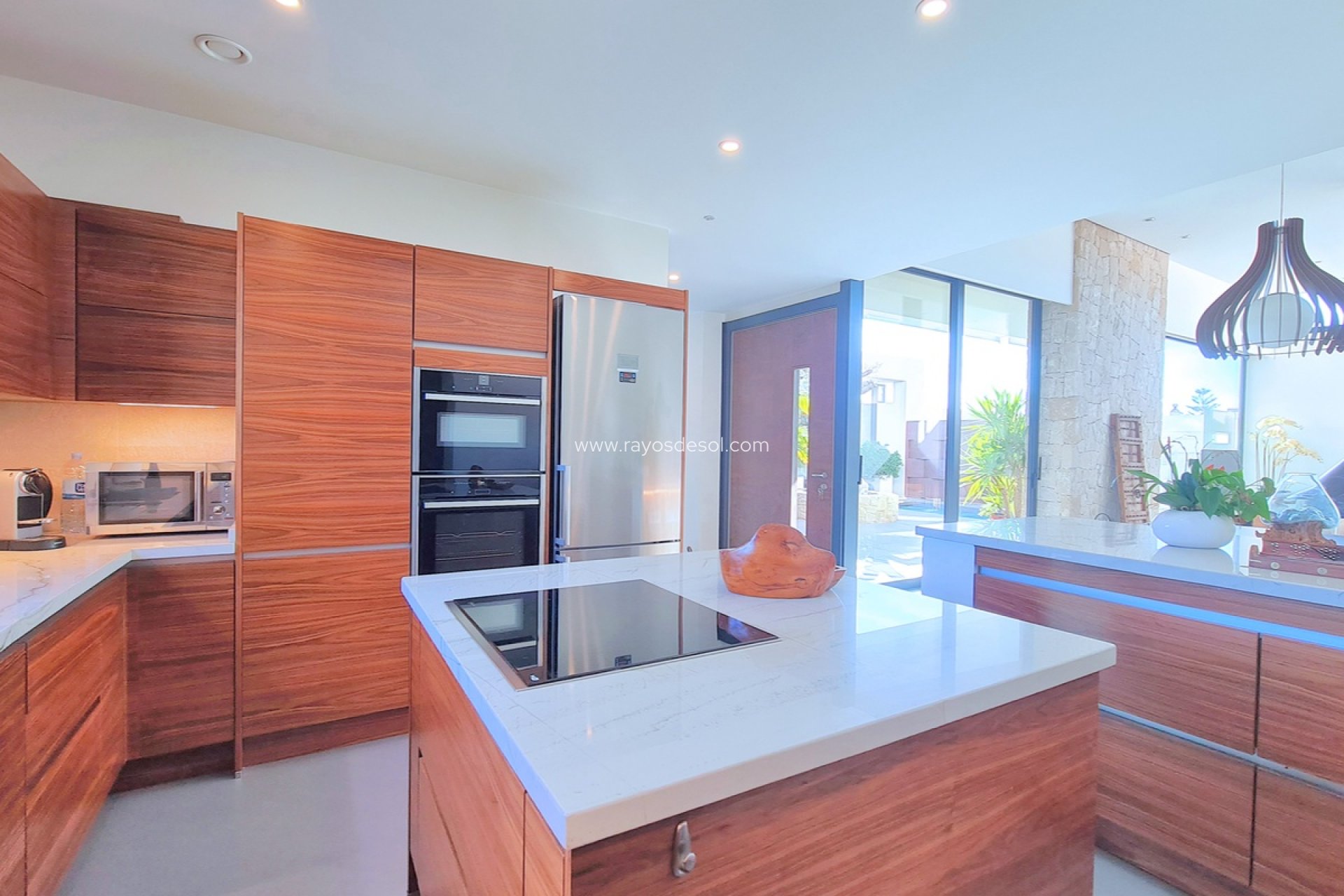 Resale - Villa - Los Alcazares