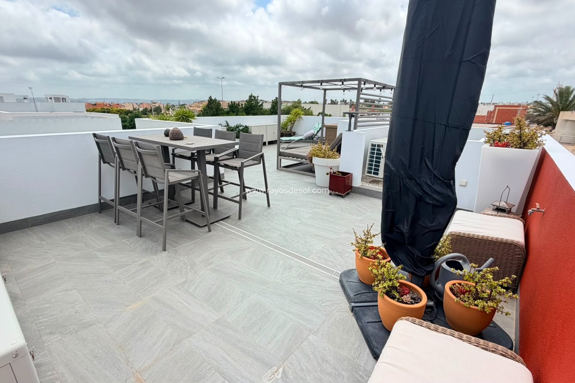 Resale - Villa - Los Montesinos - La Herrada