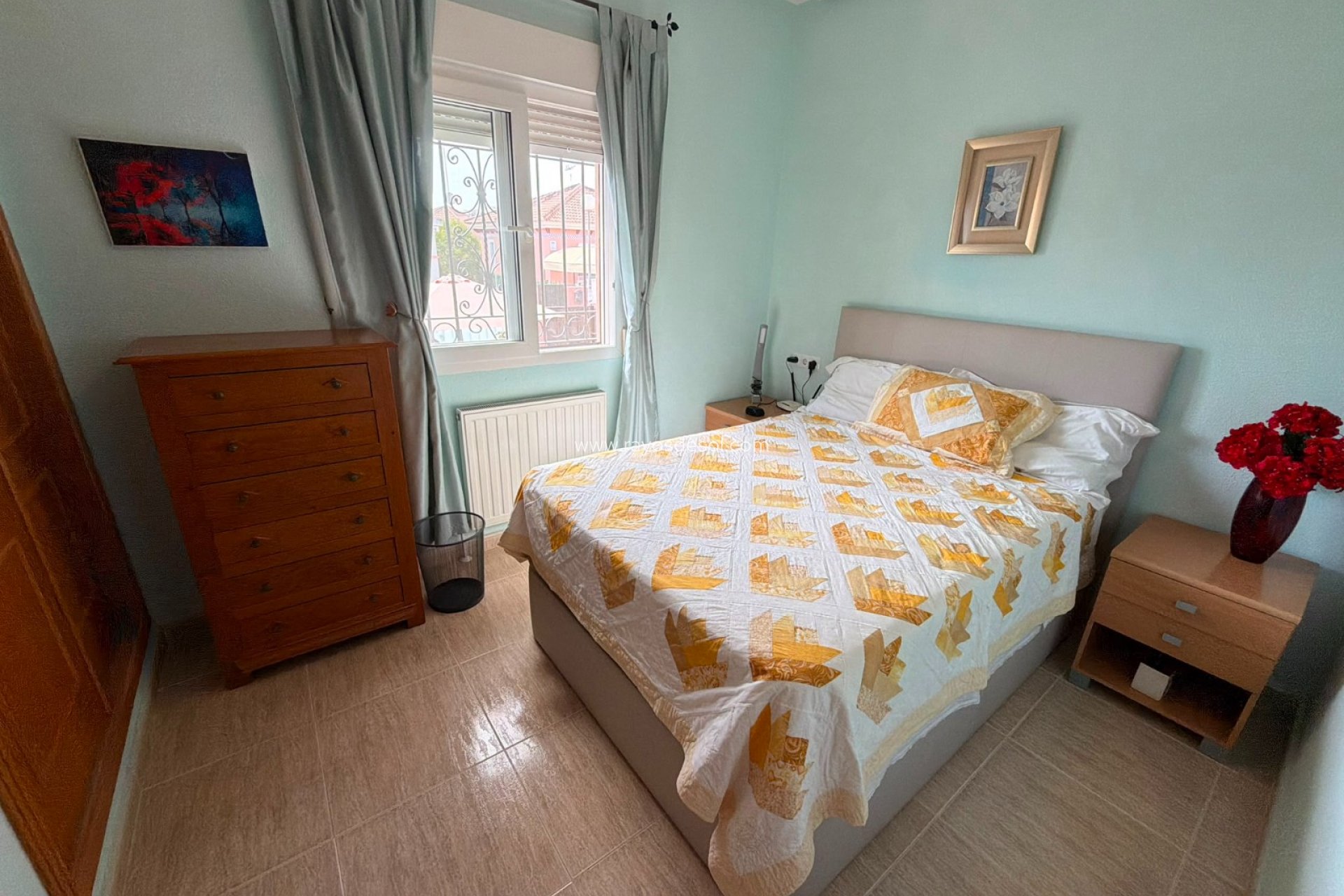 Resale - Villa - Los Montesinos - La Herrada