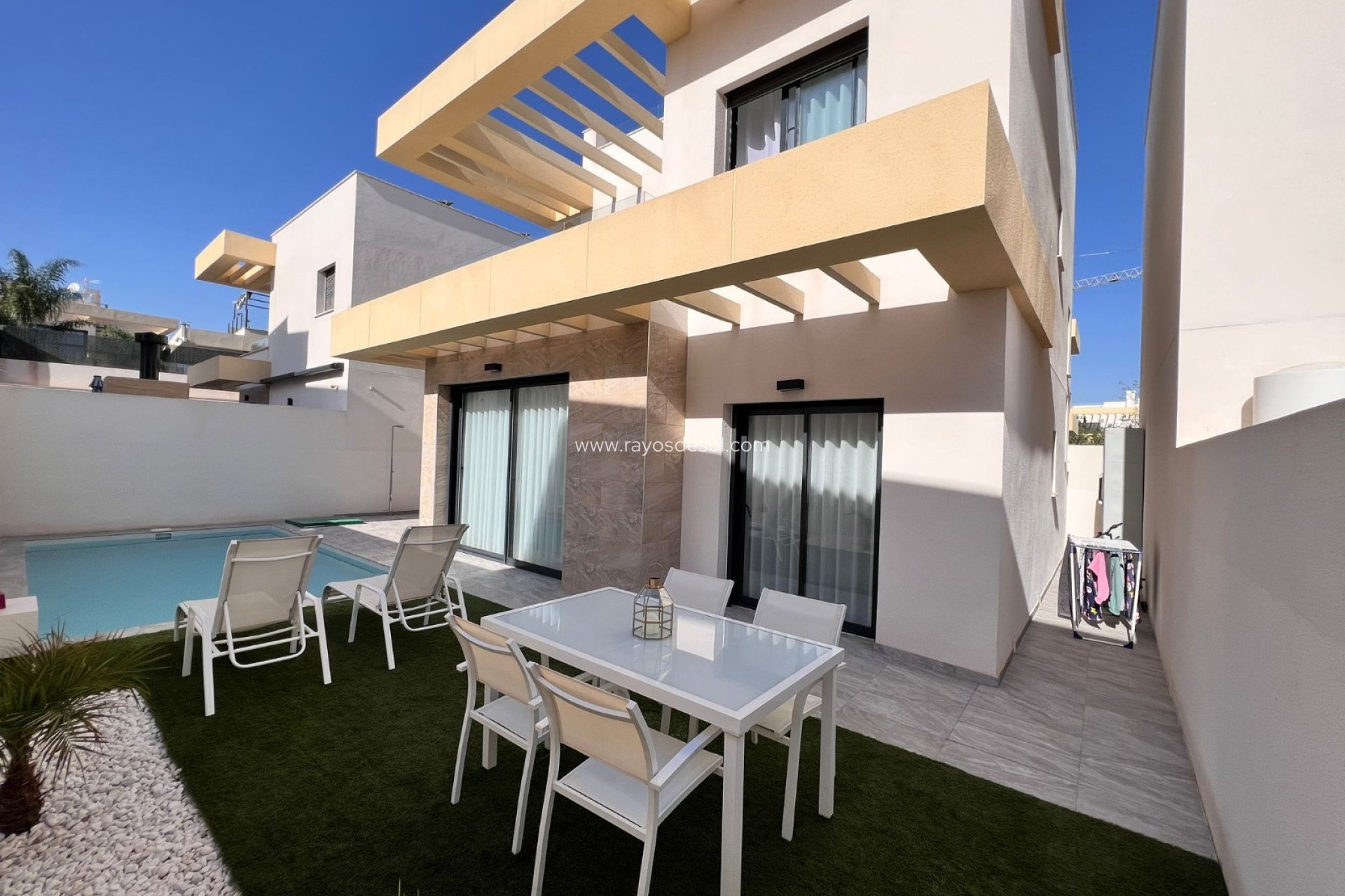 Resale - Villa - Los Montesinos - Los Montesinos - Urb. La Herrada