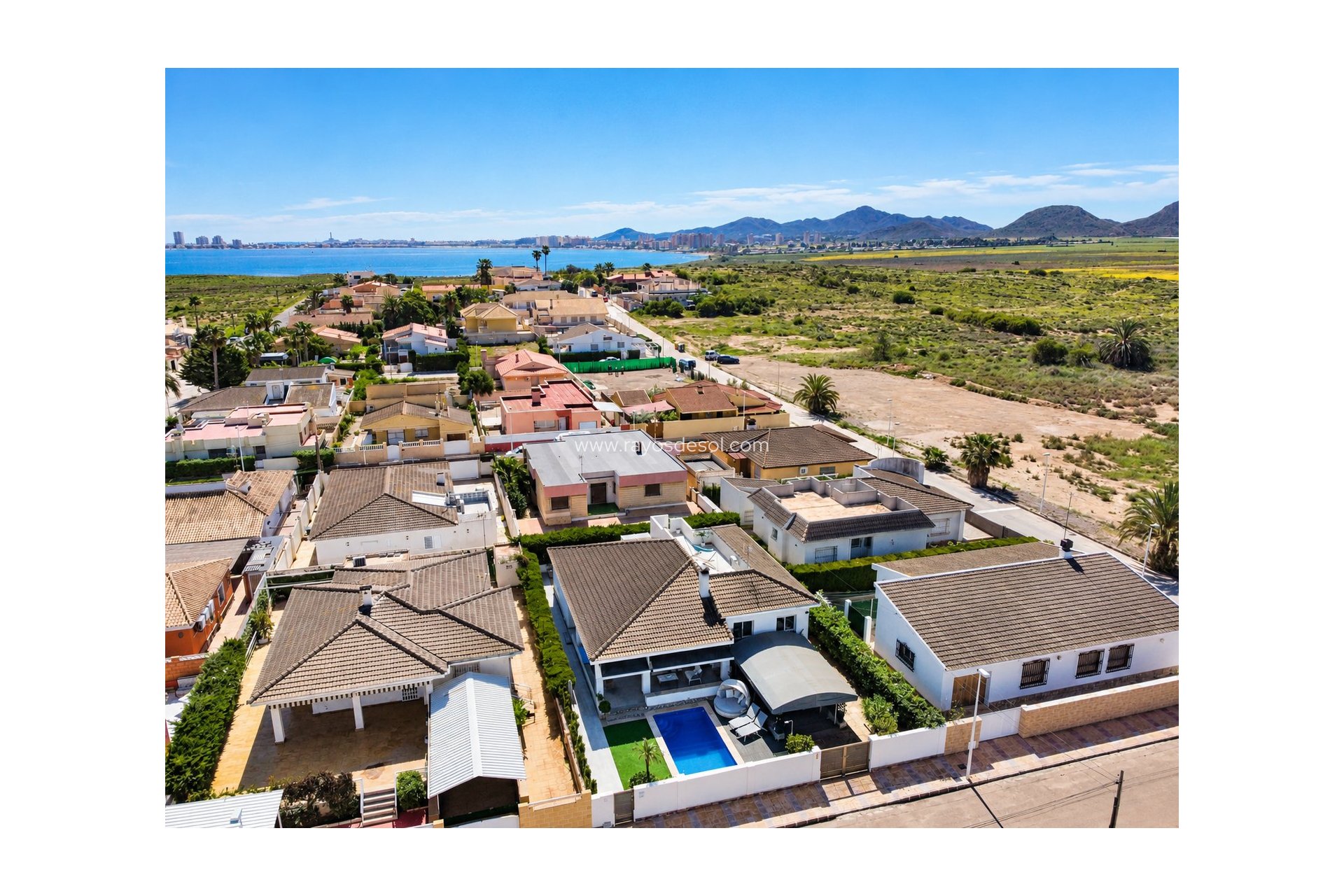 Resale - Villa - Mar de Cristal - Mar Menor