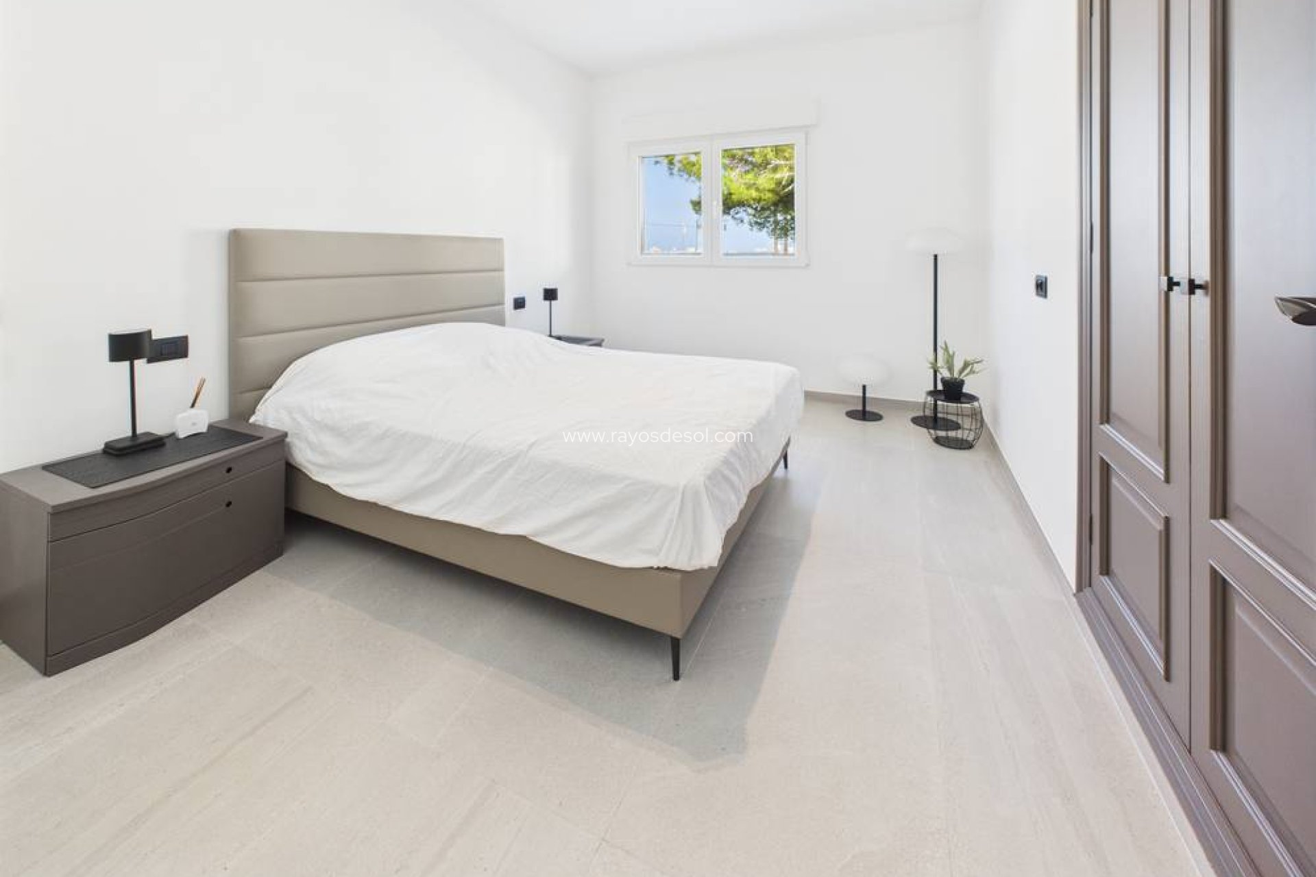 Resale - Villa - Mar de Cristal