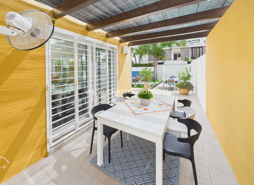 Resale - Villa - Mar de Cristal