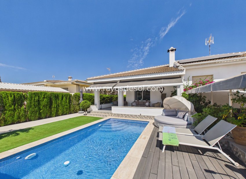 Resale - Villa - Mar de Cristal