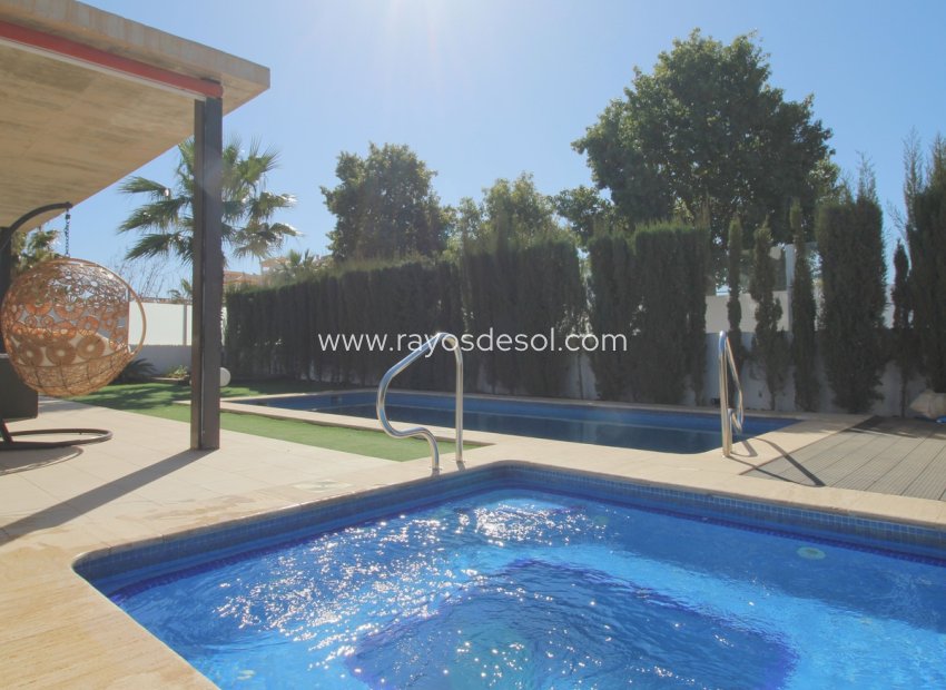 Resale - Villa - Mar de Cristal