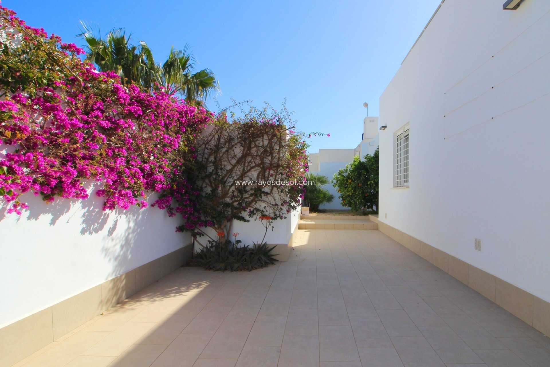 Resale - Villa - Mar de Cristal