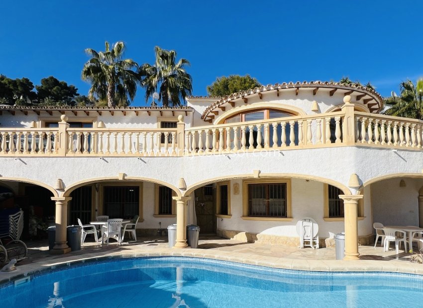 Resale - Villa - Moraira - Benimeit