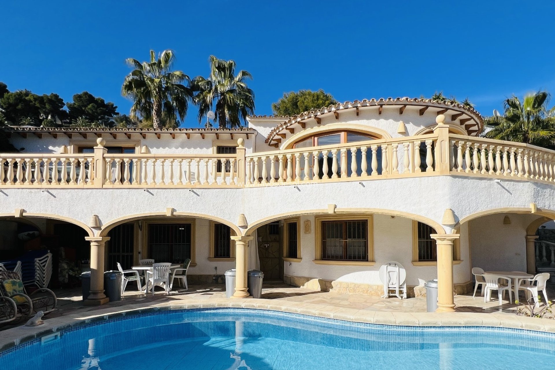 Resale - Villa - Moraira - Benimeit