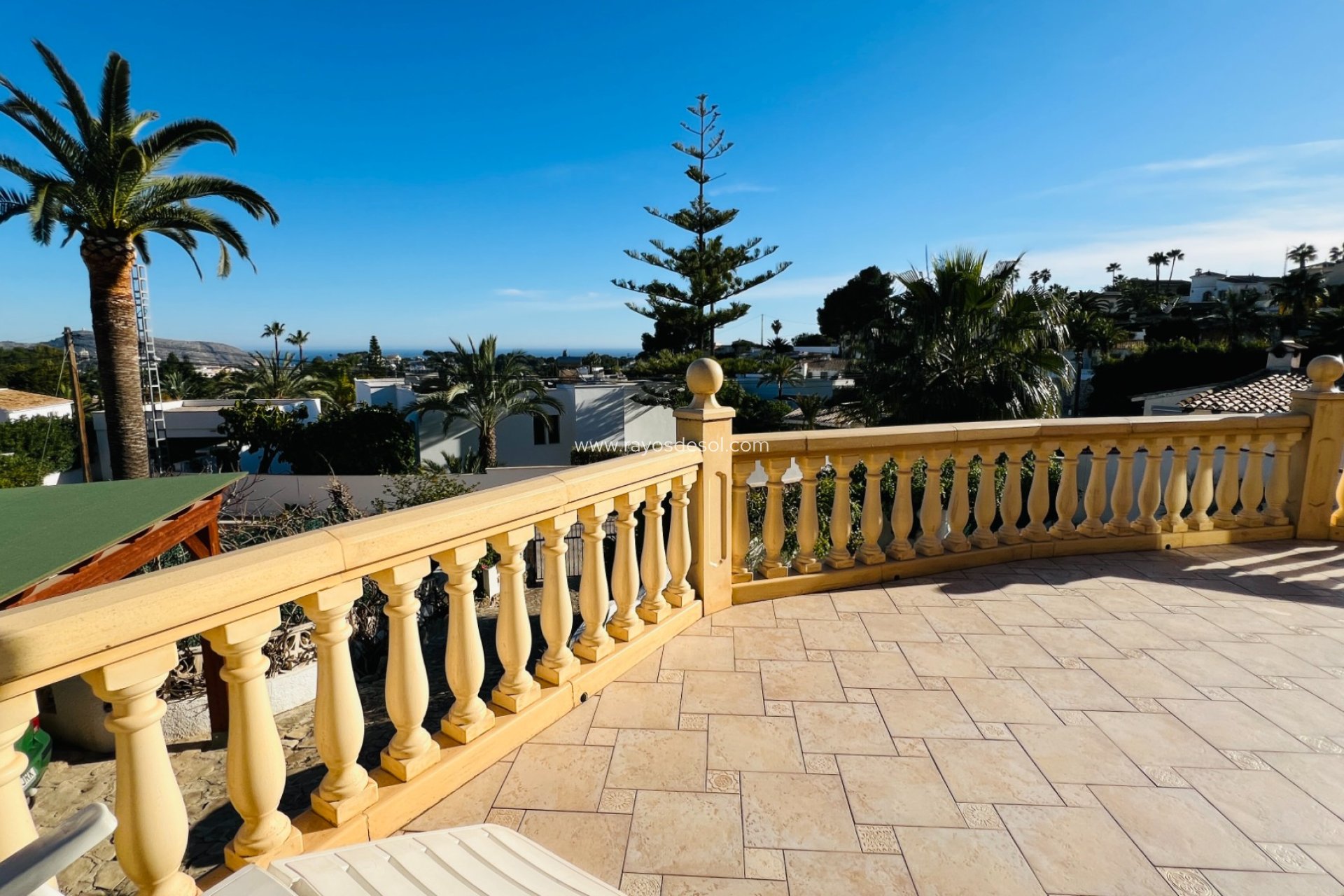 Resale - Villa - Moraira - Benimeit