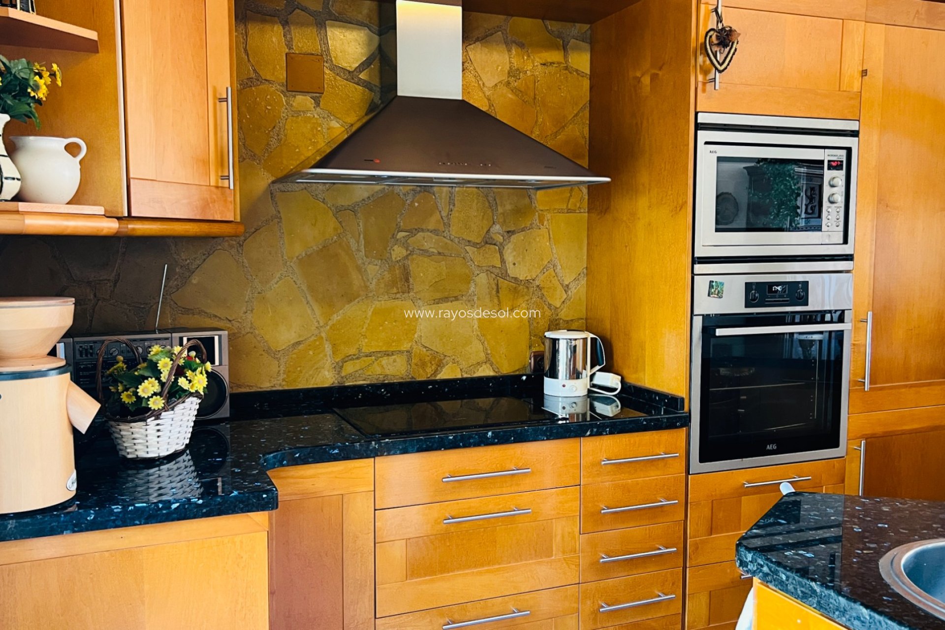 Resale - Villa - Moraira - Benimeit